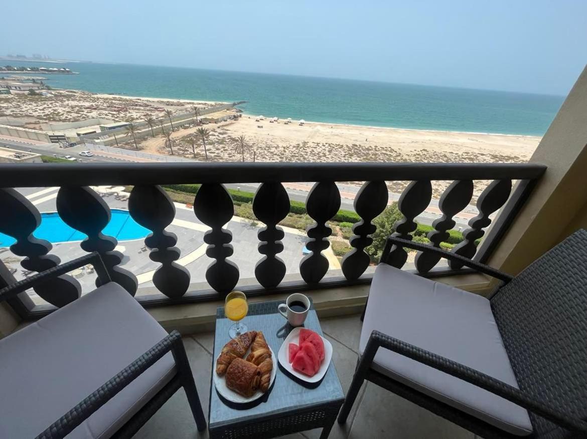 Апартаменты Beach Front Escape Рас-эль-Хайма Экстерьер фото